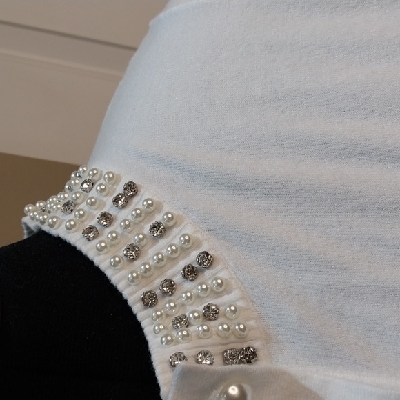 Nwt Liv MILANO Pearl-Embellished White Women's Sweater - Picture 9 of 10